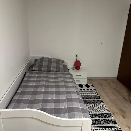 Zimmer Mit Eigenem Bad & Wc Beim Stausee Rum i privatbostad Schoemberg (Zollernalbkreis)