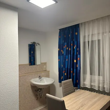 Rum i privatbostad Zimmer Mit Eigenem Bad & Wc Beim Stausee Schoemberg (Zollernalbkreis)